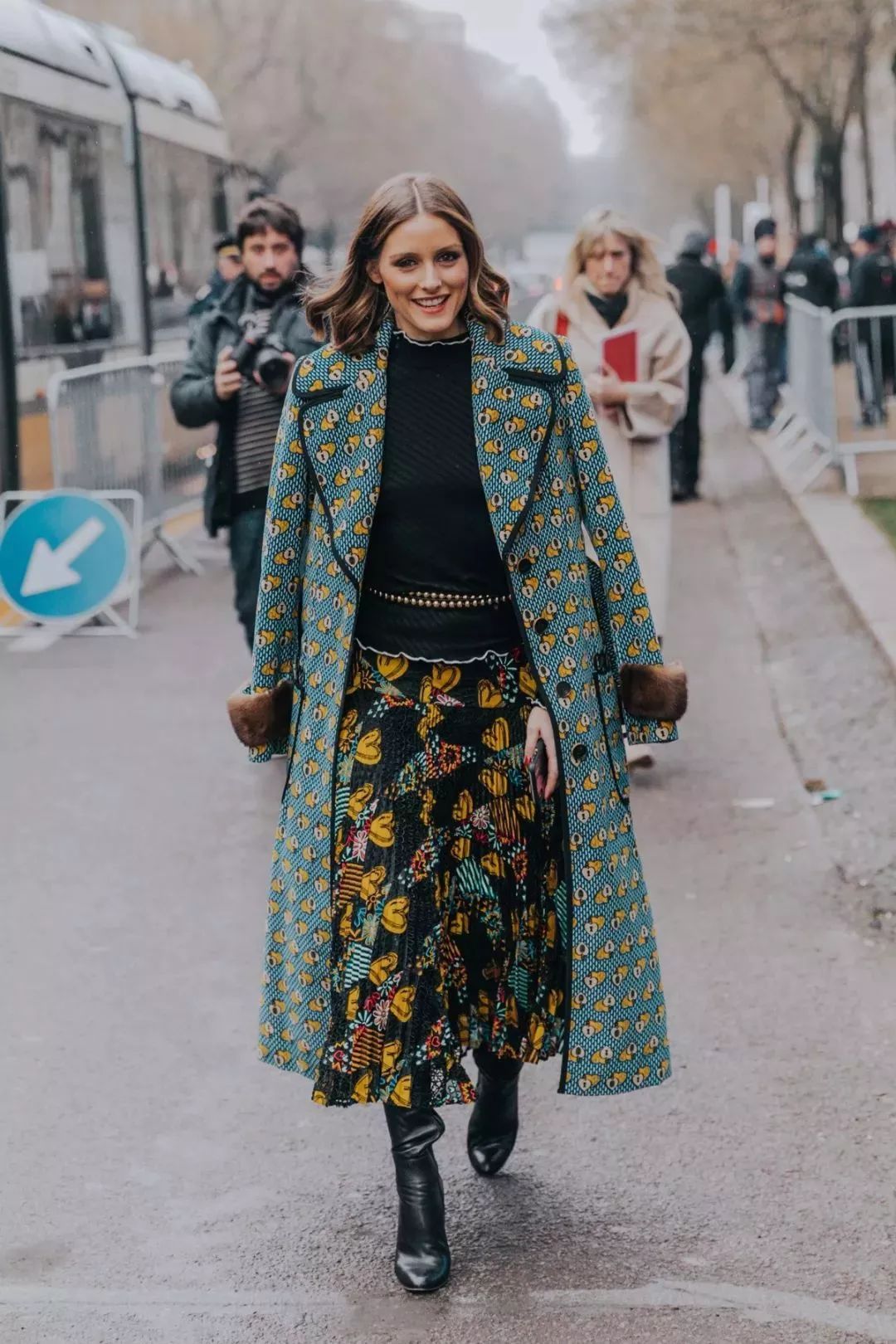 跆拳道白腰带的正确系法简单视频,带金属扣的腰带系法蝴蝶结慢动作