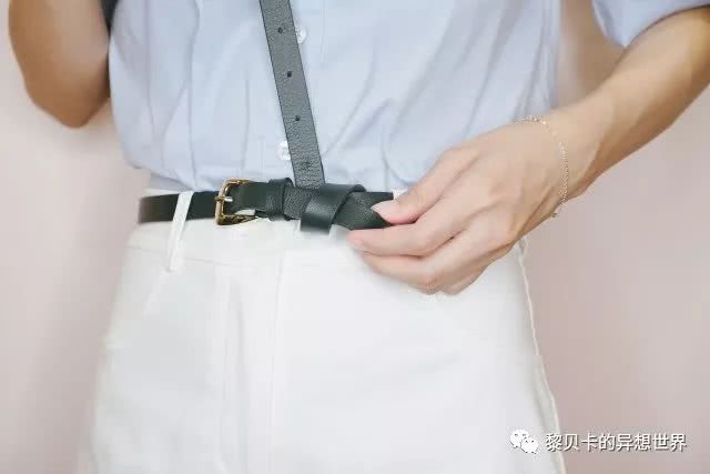 跆拳道白腰带的正确系法简单视频,带金属扣的腰带系法蝴蝶结慢动作