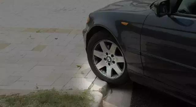 汽车托底怎么处理最好,车托底会出现什么情况