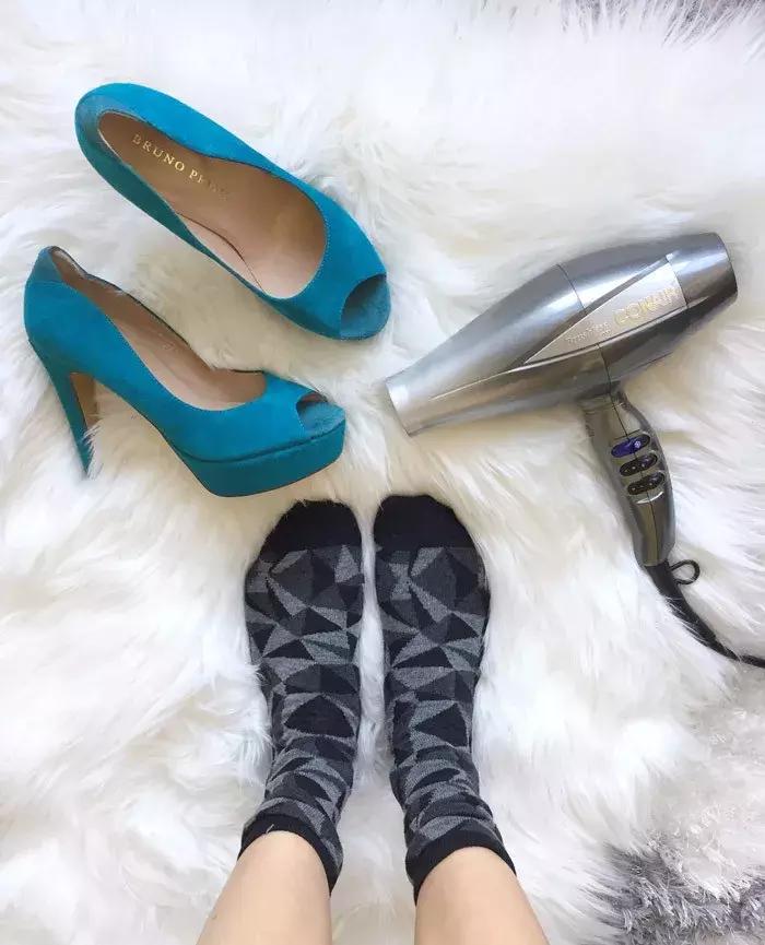 鞋子太大怎么变小不用任何物品,鞋子太小了可以撑大吗