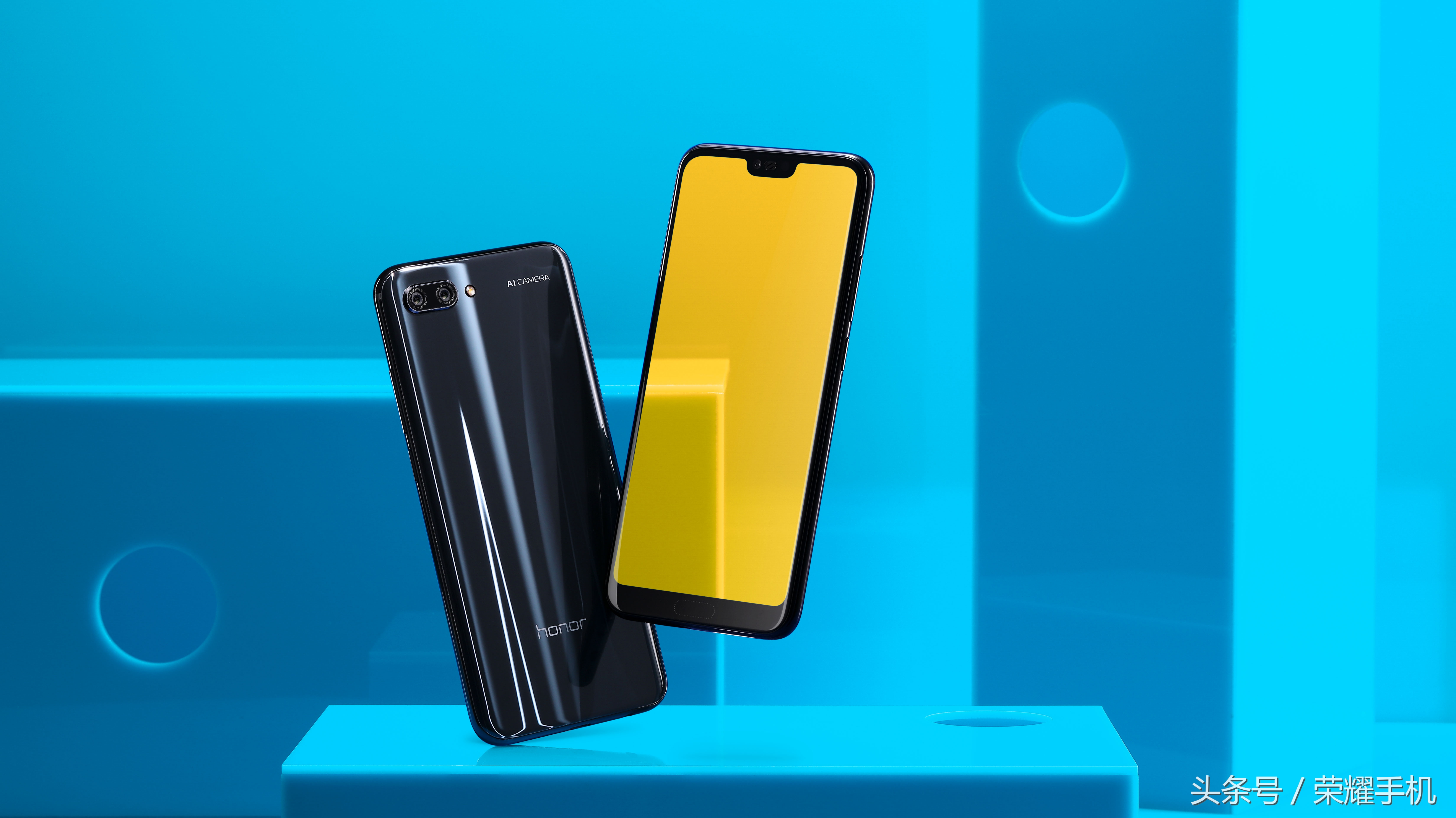 这次，会变色，更潮美：荣耀10官方首发评测！