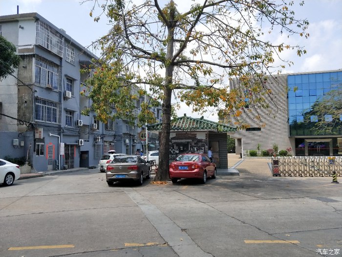 媳妇当车模宝骏,媳妇当车模菲斯塔