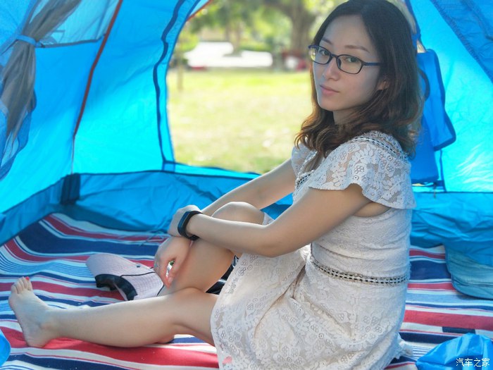 媳妇当车模宝骏,媳妇当车模菲斯塔