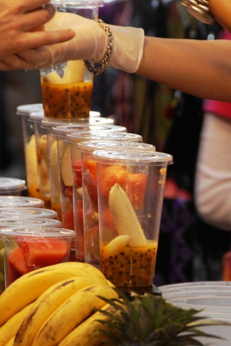 清迈星期日最大的夜市,清迈最大的露天夜市