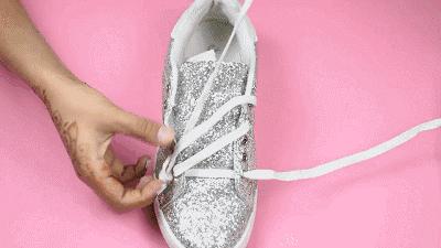 鞋带怎么系好看又不容易掉,鞋带怎么穿不用系又好看