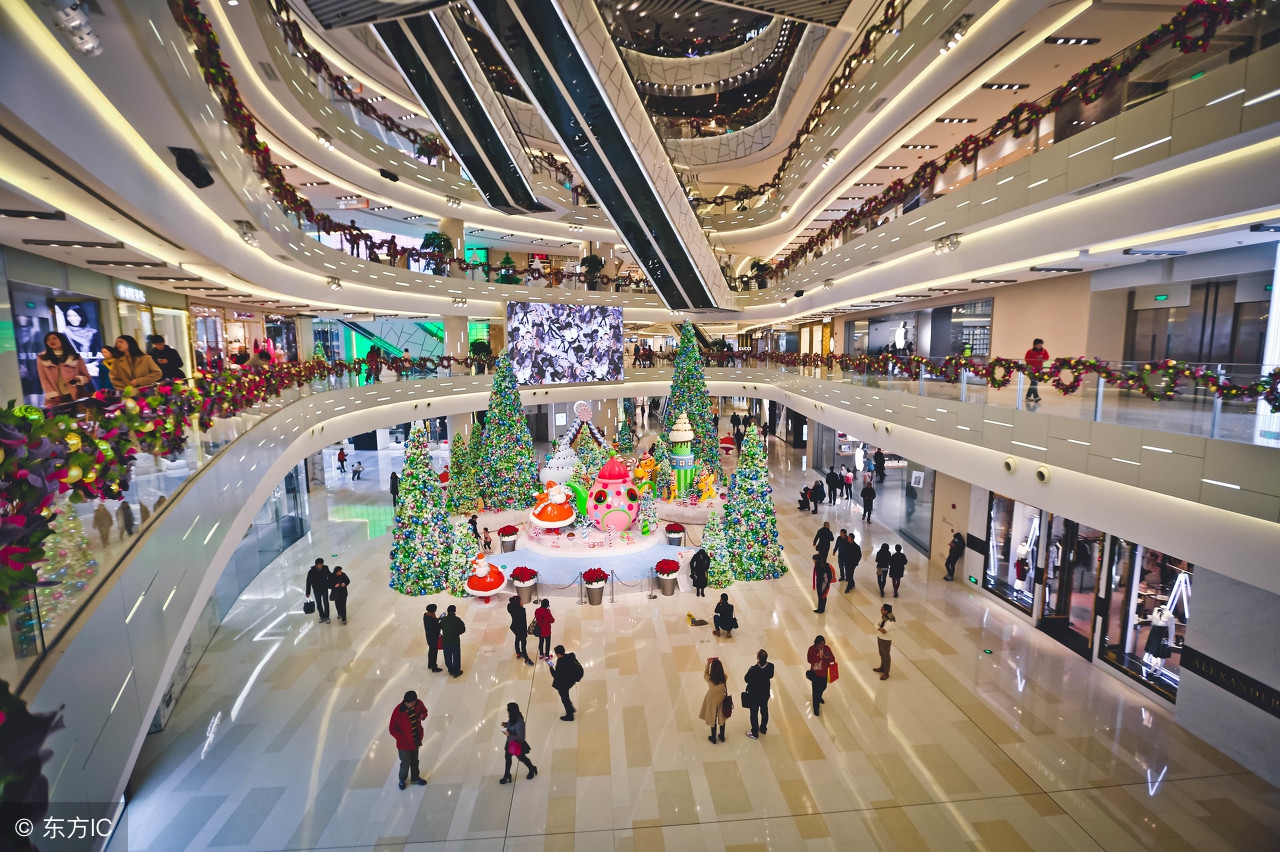 为什么商场都是一楼,商场为什么一楼是奢侈品