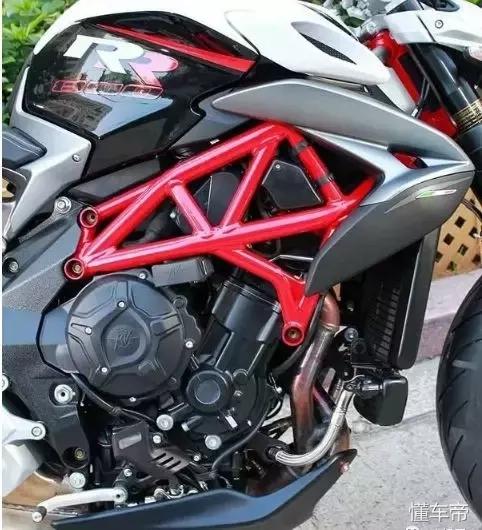 mvagustabrutale800座高,mvagustabrutale800改排气