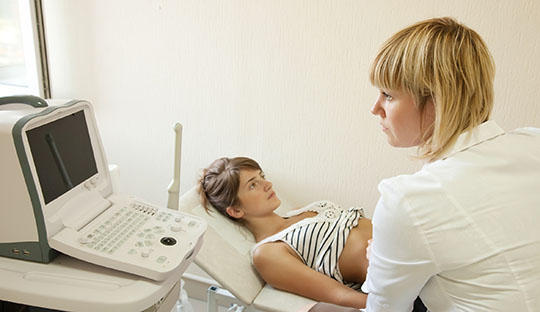 为了胎儿的安全，这些妈妈需要进行胎膜早破检查，你在列吗