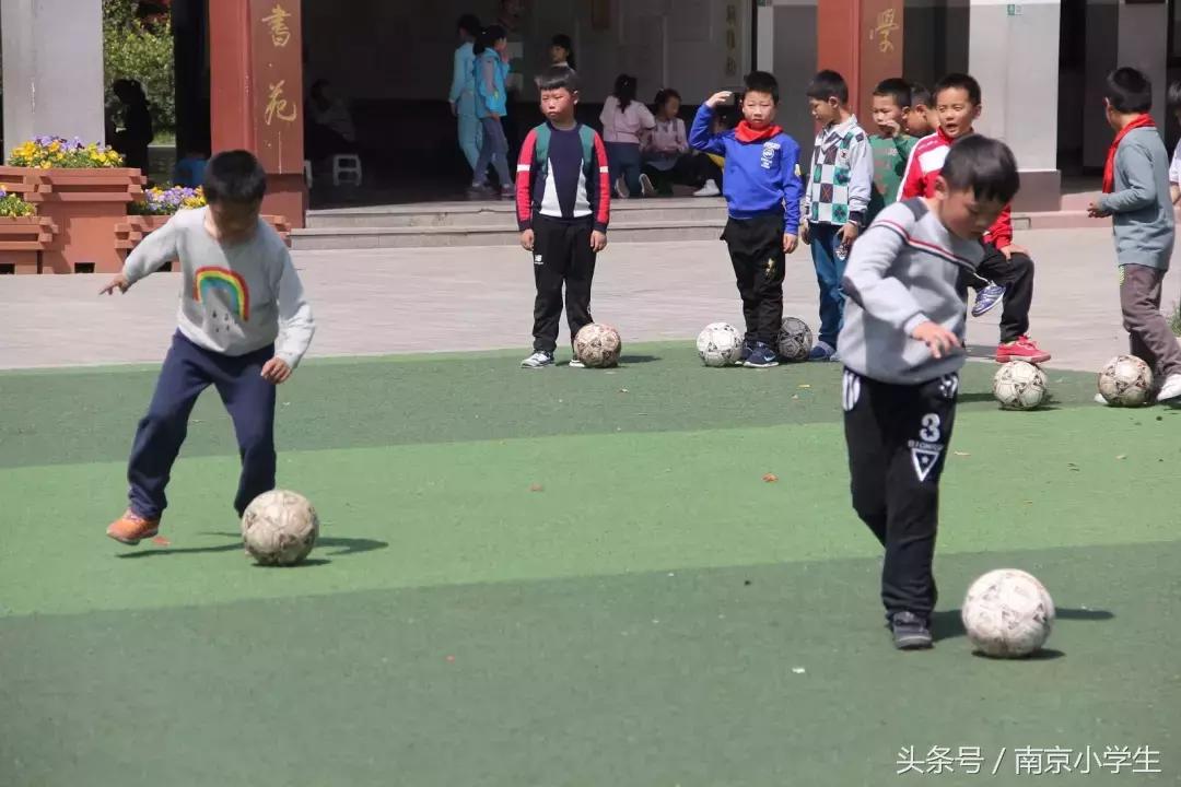 小足球众愿望——一起来围观我们的足球社团吧