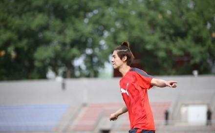 鹿晗喜欢曼联多少年,鹿晗喜欢曼联