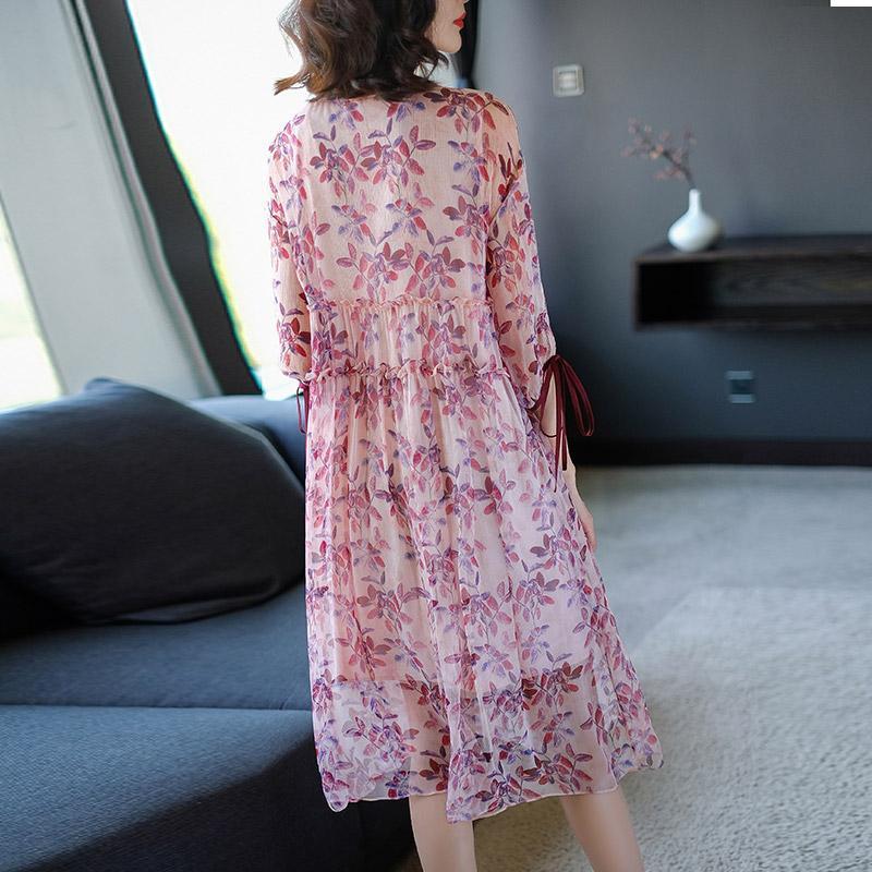 碎花连衣裙穿起来显胖有什么方法,肩宽女生适合的长袖碎花雪纺上衣