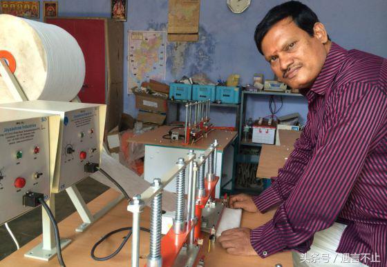 这个掀起印度厕所革命暖男：爱你就为你造卫生巾！比尔盖茨打call