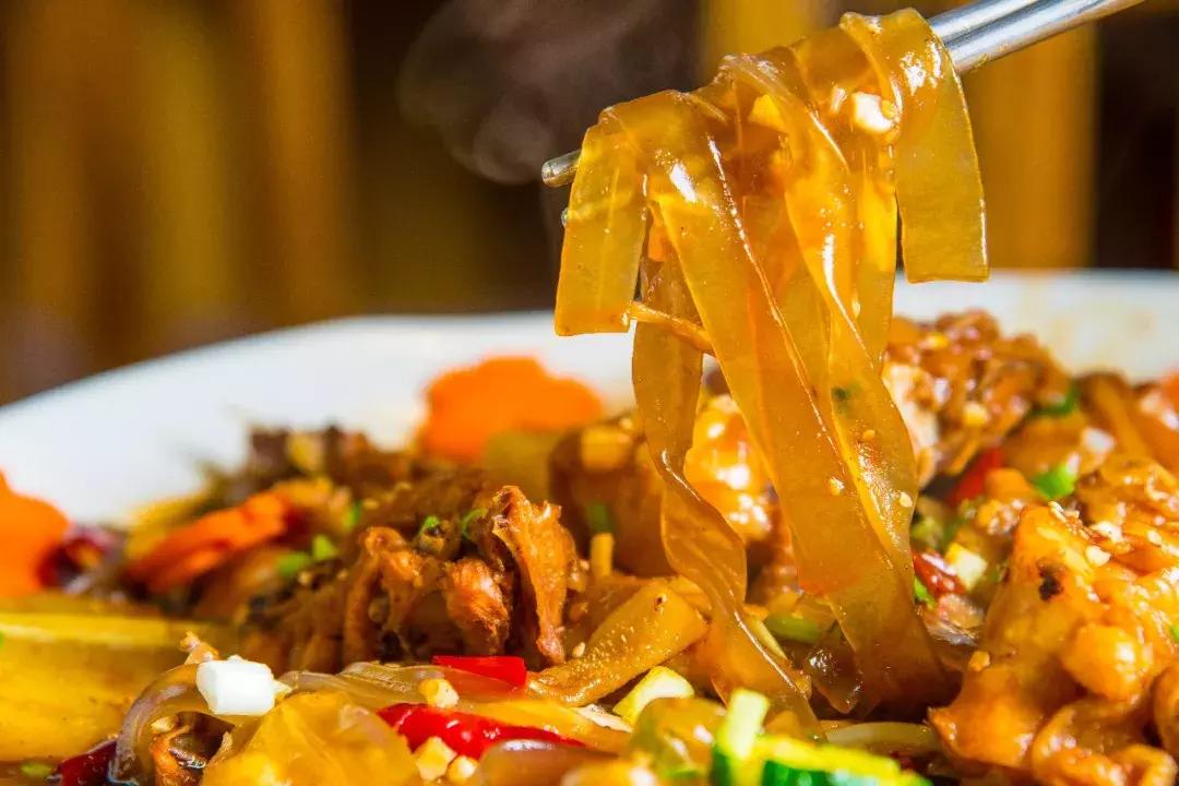 开业6年依旧爆满,老字号鸡汤店