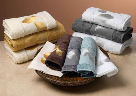 浴巾是棉的还是珊瑚绒的好,浴巾是纯棉的好还是珊瑚绒的好