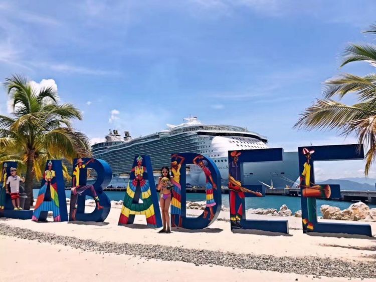 记录最美的瞬间留下美好的回忆,让美好的时光留住那些最美的瞬间