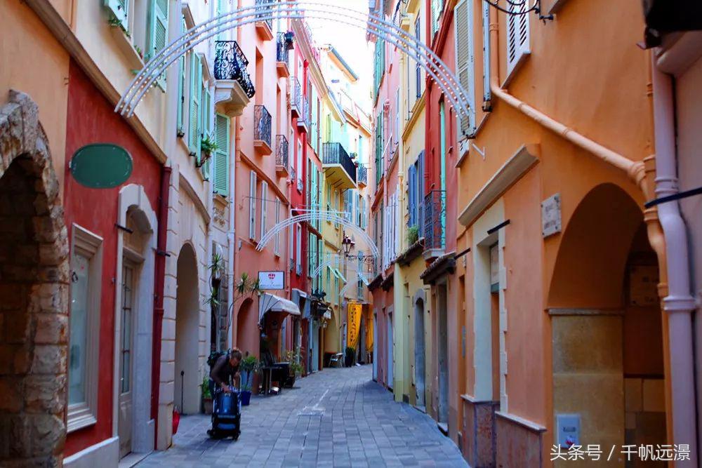 世界陆地面积第二个袖珍国家,国土面积最小且最穷的国家