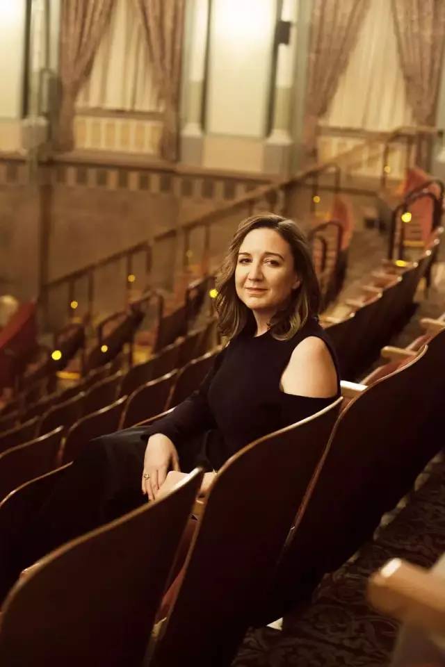 伯德小姐和小丑女合作的“冲奥”传记片，你确定不来看看吗？