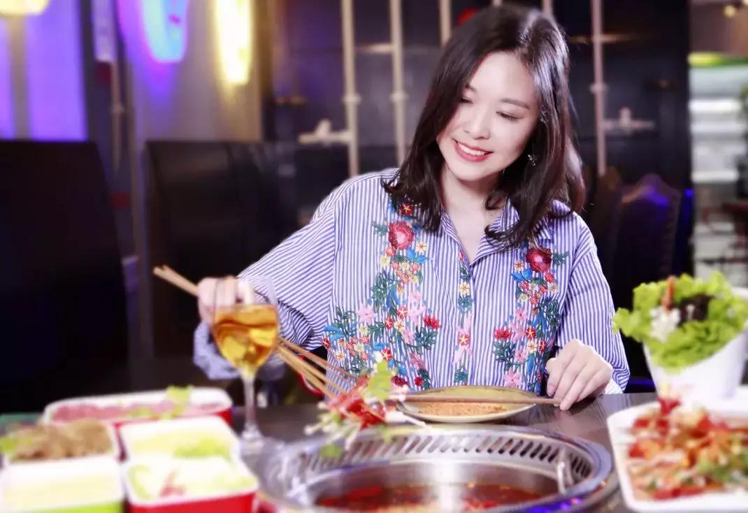 年收上亿元，虾火锅女王进军串串火锅，半年开30家店