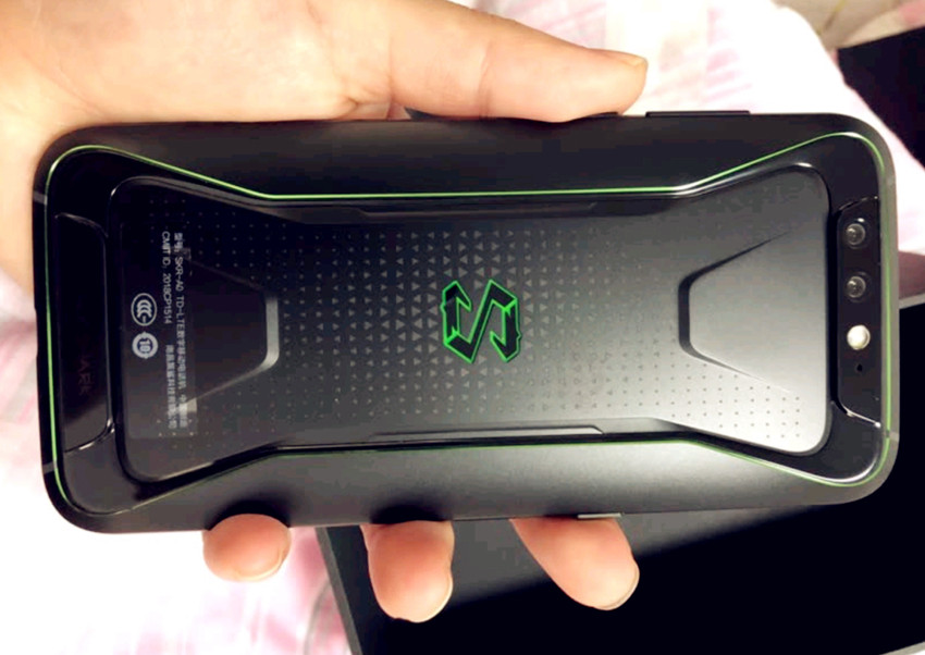 小米黑鲨手机可以正常用吗,小米黑鲨当普通手机用怎么样