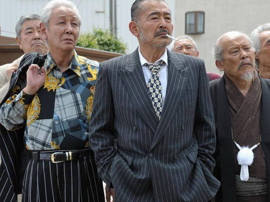 大佬迟暮比工薪族还虐日本黑社会遭遇老龄化危机