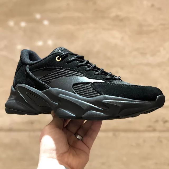 巴黎世家老爹鞋吐槽视频,巴黎世家老爹鞋triples纯黑新老款