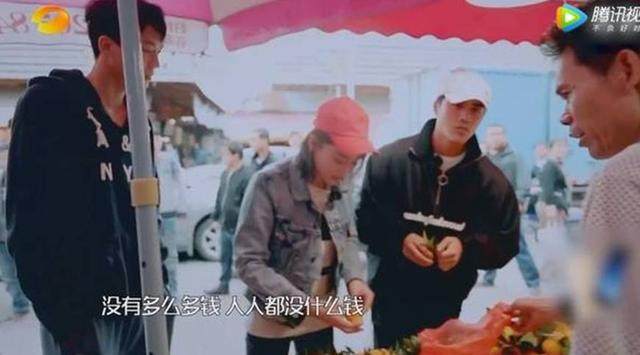 郭晶晶和霍启刚接地气,郭晶晶陈小春