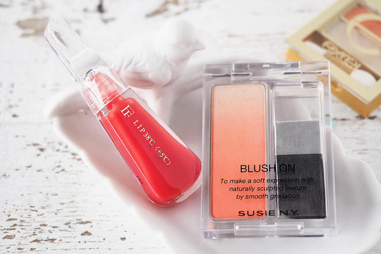 彩妆夏季限定腮红色号搭配图片,小长假美妆出行