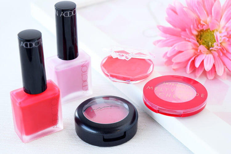 彩妆夏季限定腮红色号搭配图片,小长假美妆出行