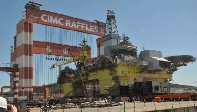 中国制造32万吨巨轮,中国制造1万吨巨轮