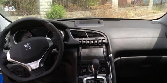 16万买5008,标致3008车2.0自然吸气车值得买吗