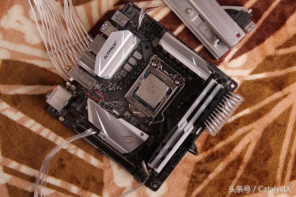 itx超详细装机教程,微星itx小钢炮主板装机