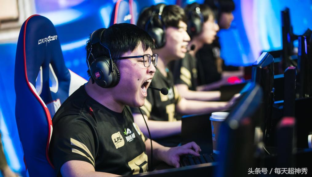 lpl夏季赛uzilgd胜rng,uziigvskt