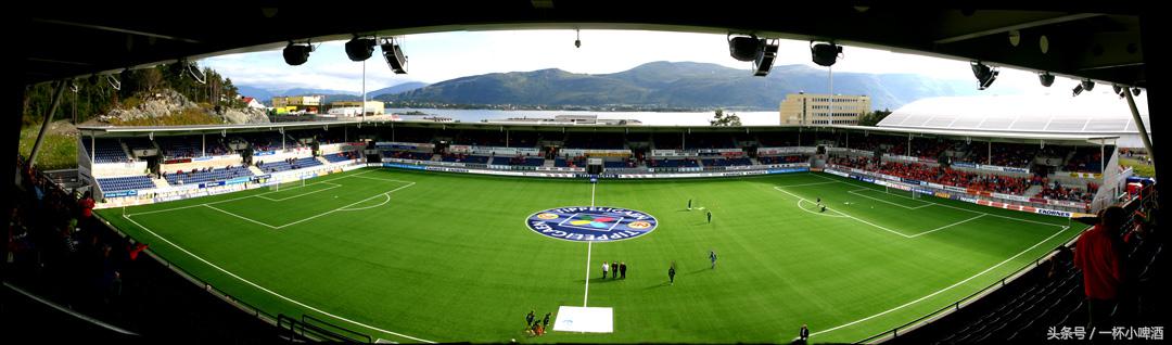 挪威绝美足球场,挪威诺夫顿岛球场