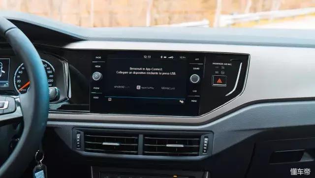 大众polo2022款1.5t和飞度1.5t,新款大众polo试驾