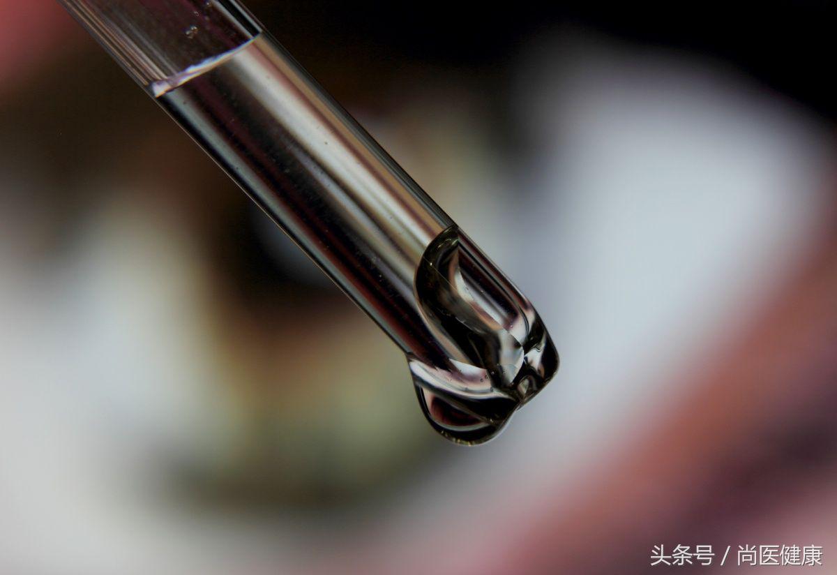 明星同款绿色瓶眼药水 (网红同款眼药水)