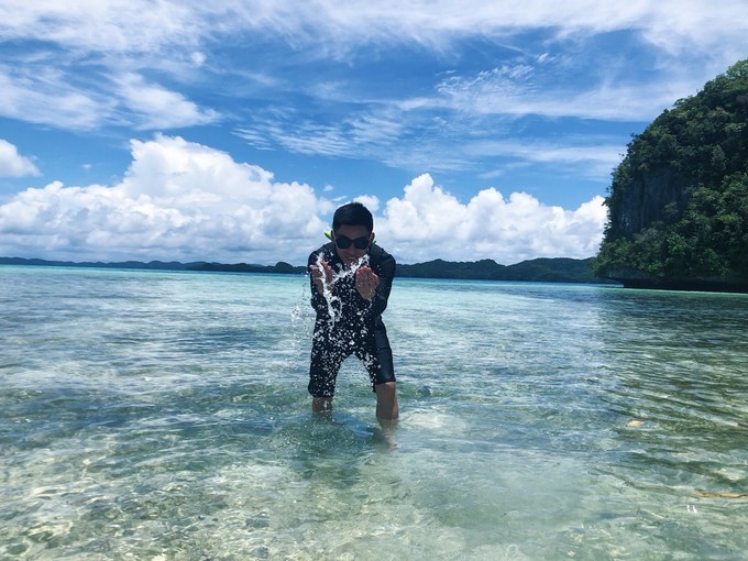 帕劳的海景风光给人美的享受,帕劳的海洋和沙滩风景图片