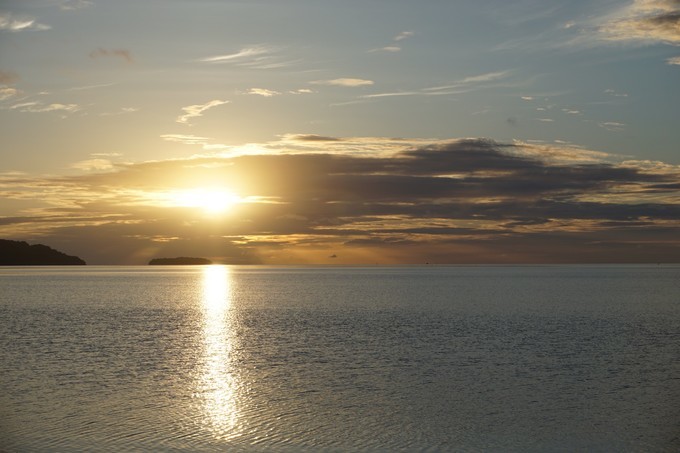 帕劳的海景风光给人美的享受,帕劳的海洋和沙滩风景图片