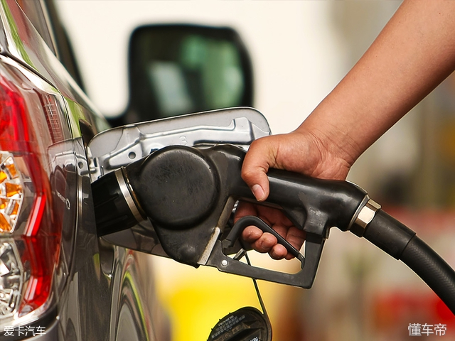 买涡轮增压还是混动,买涡轮车还是自吸车好