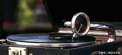 周杰伦夜曲和肖邦夜曲有什么区别,周杰伦为你弹奏肖邦的夜曲