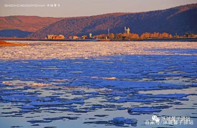 漠河北极村开江,去漠河看极光去甘孜看贡嘎雪山