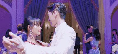 女神唐嫣张嘉倪秦岚古装混剪,张嘉倪以前演过的现代剧