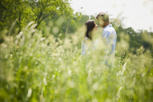 老公喜欢和前任暧昧该怎么应对,怎样巧妙回复暧昧男让他回心转意