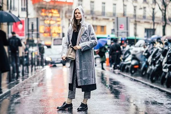 pvc双肩背包,pvc背包比真皮耐用吗