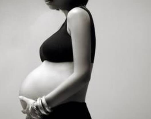 女人怀孕后,身上通常会出现这4种味道,最后两种让人崩溃