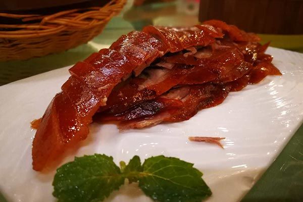 长春烤鸭哪家最好吃,长春好吃的脆皮烤鸭