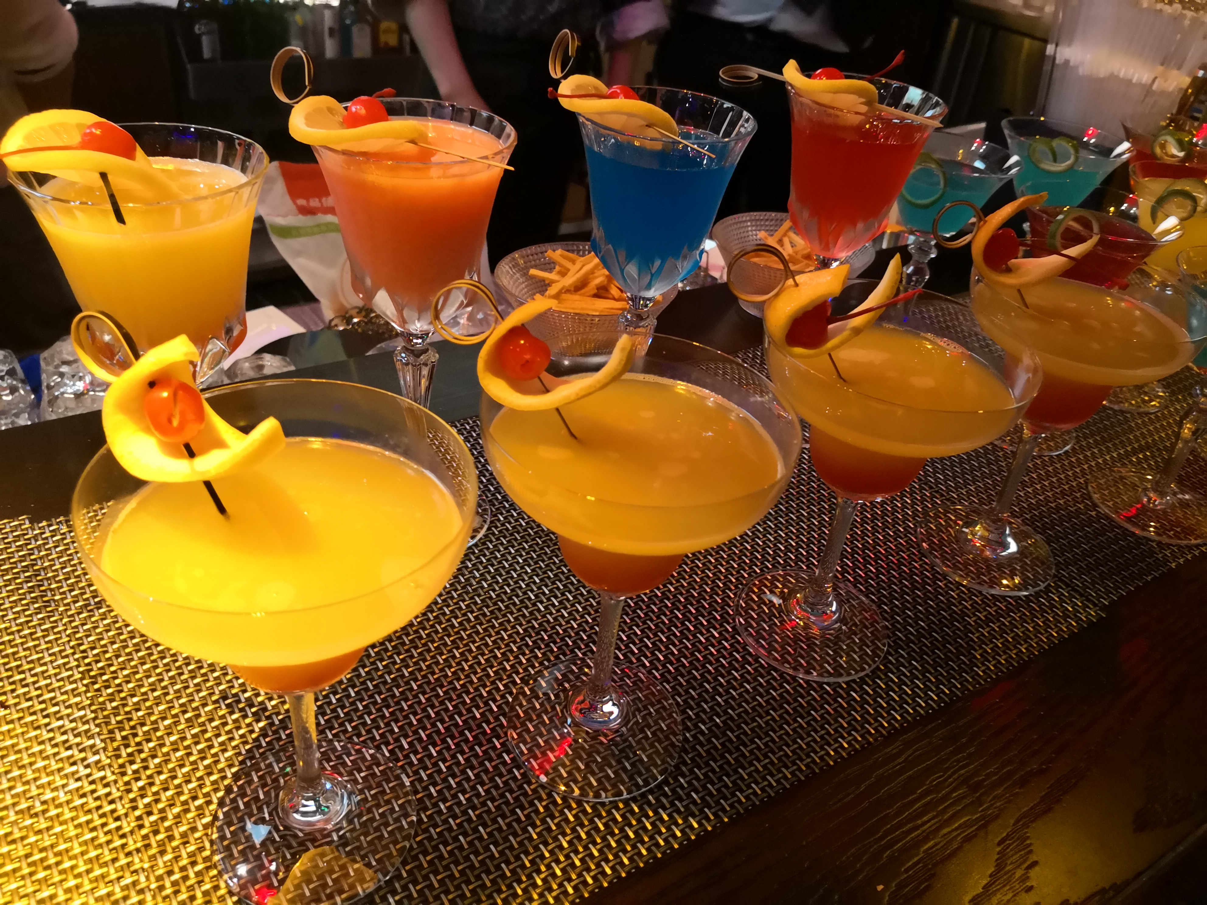 a+闊充箰鐜板満,a+闊充箰