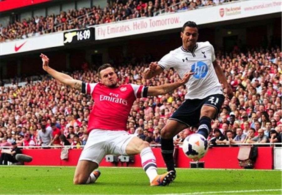 用镑、欧做转会费单位太low，足坛有其独有的货币单位