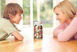 尹建莉孩子哭闹,尹建莉孩子偷钱怎么办