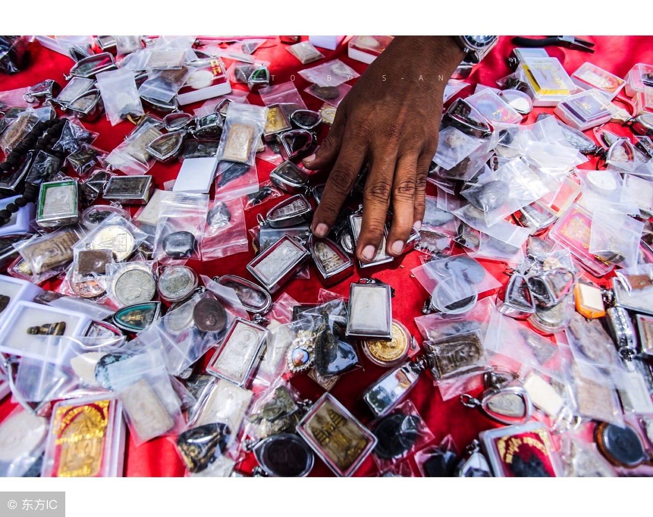 泰国佛牌真的有那么恐怖吗 (泰国各种佛牌的功效与作用)