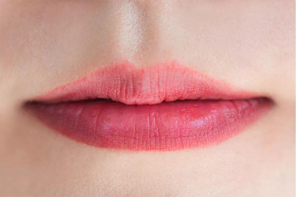 测评显白口红黄黑皮,黄皮口红测评推荐阿玛尼